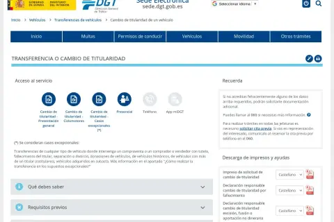 Página web de la DGT para cómo cambiar la titularidad de un coche sin venta. Muestra opciones como "Presentación general", "Ciclomotores" y "Casos excepcionales".