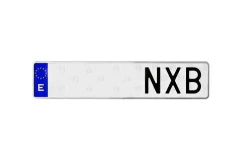 Matrícula española NXB. ¿Qué año es? La letra G en la matrícula indica el año de matriculación.