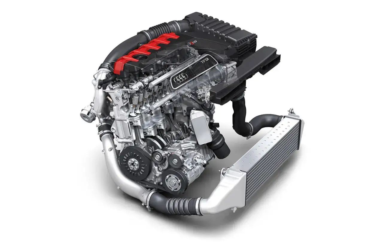 Motor Audi RS con tecnolog&iacute;a TFSI, que significa Turbo Fuel Stratified Injection, un sistema de inyecci&oacute;n de combustible avanzado.